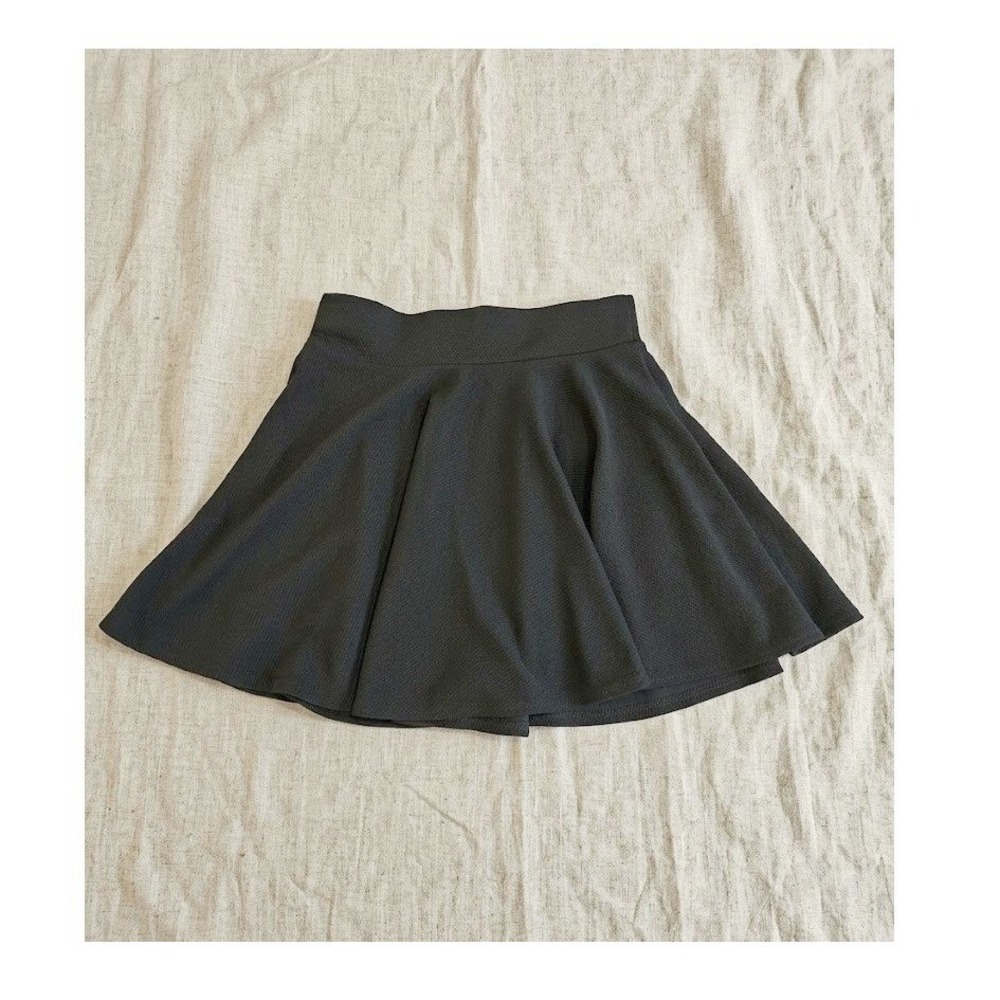 Black Knit‎ Skater Skirt High Waisted Flare Mini TWEE Circa 2010s SMALL Stretchy